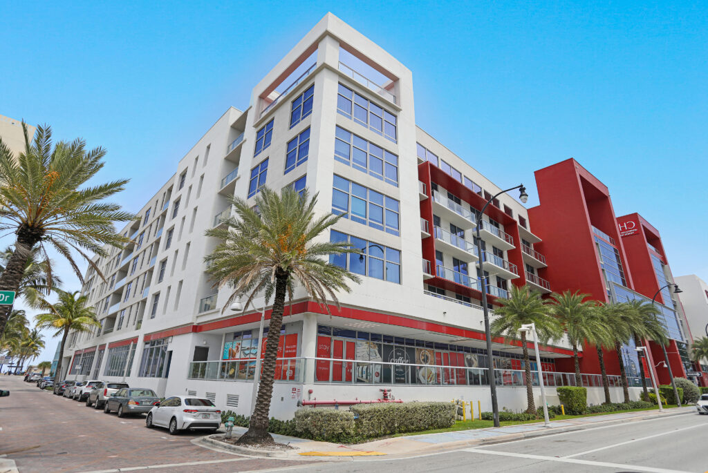 Costa Hollywood Condos For Sale
